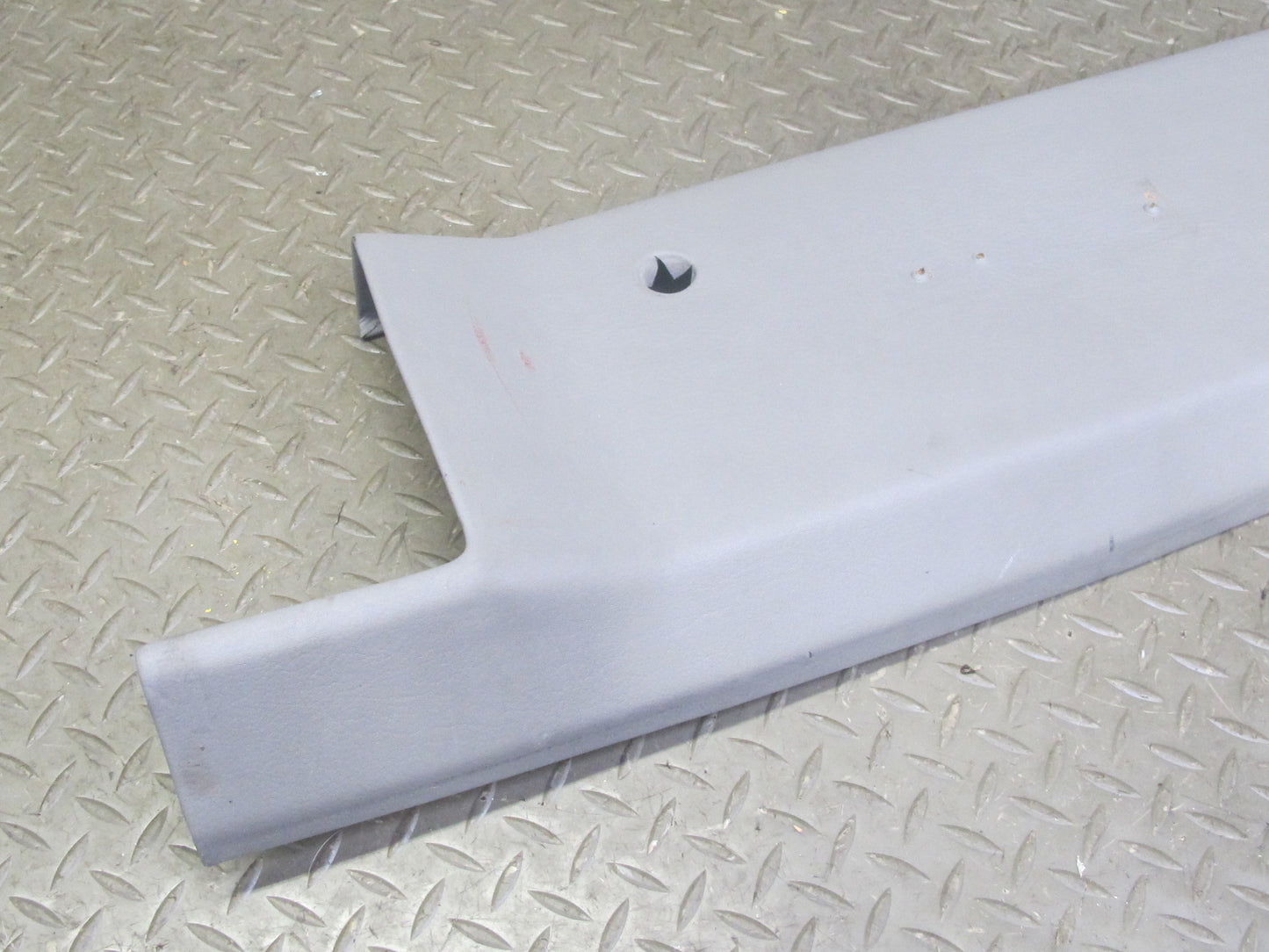 99-03 VW Eurovan T4 Center Right Lower B Pillar Trim Cover Panel 7D0867038B OEM
