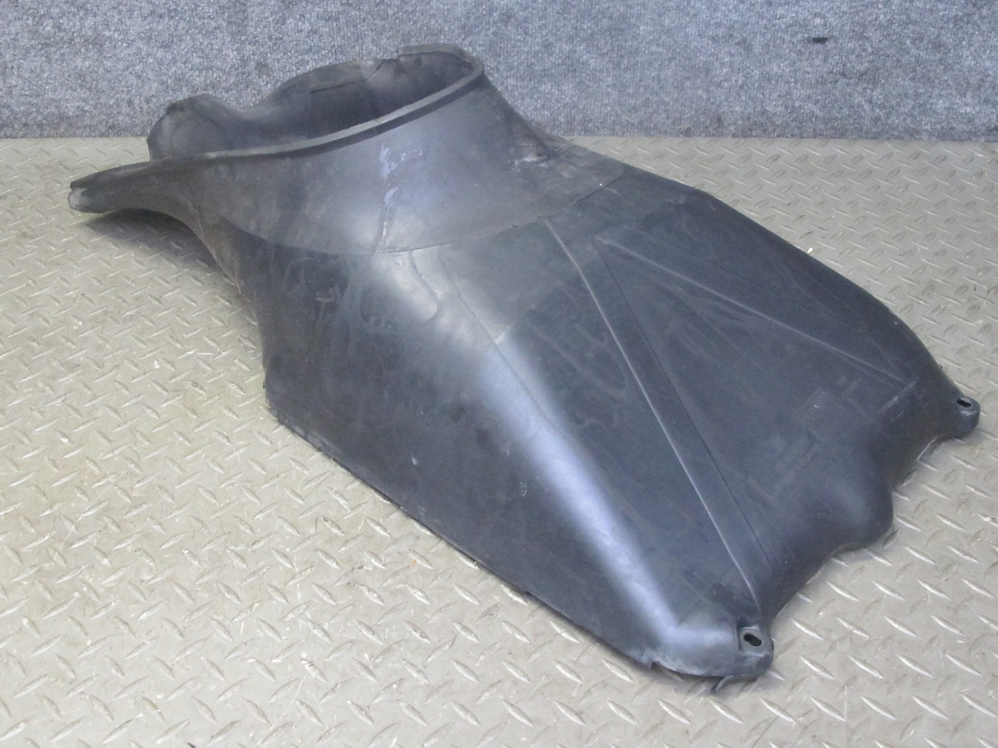 2002-2005 Porsche 911 Carrera 996 3.6L Right & Left Radiator Air Intake Duct Set