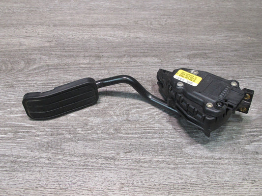 01-03 VW Eurovan T4 2.8L Gas Acceleration Throttle Pedal 7D1723507E OEM