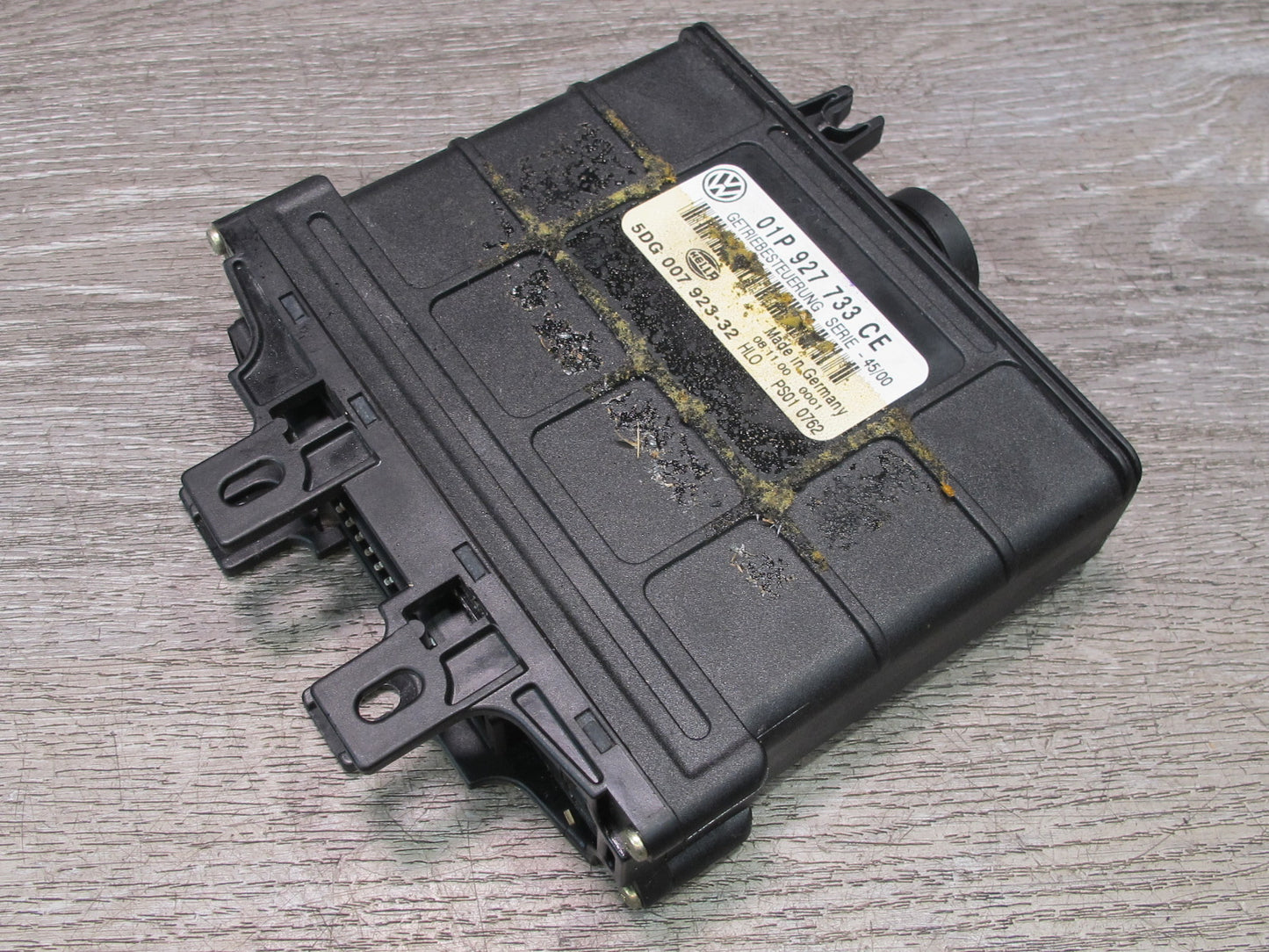 01-03 VW Eurovan T4 2.8L Automatic Transmission Control Module 01P927733CE OEM