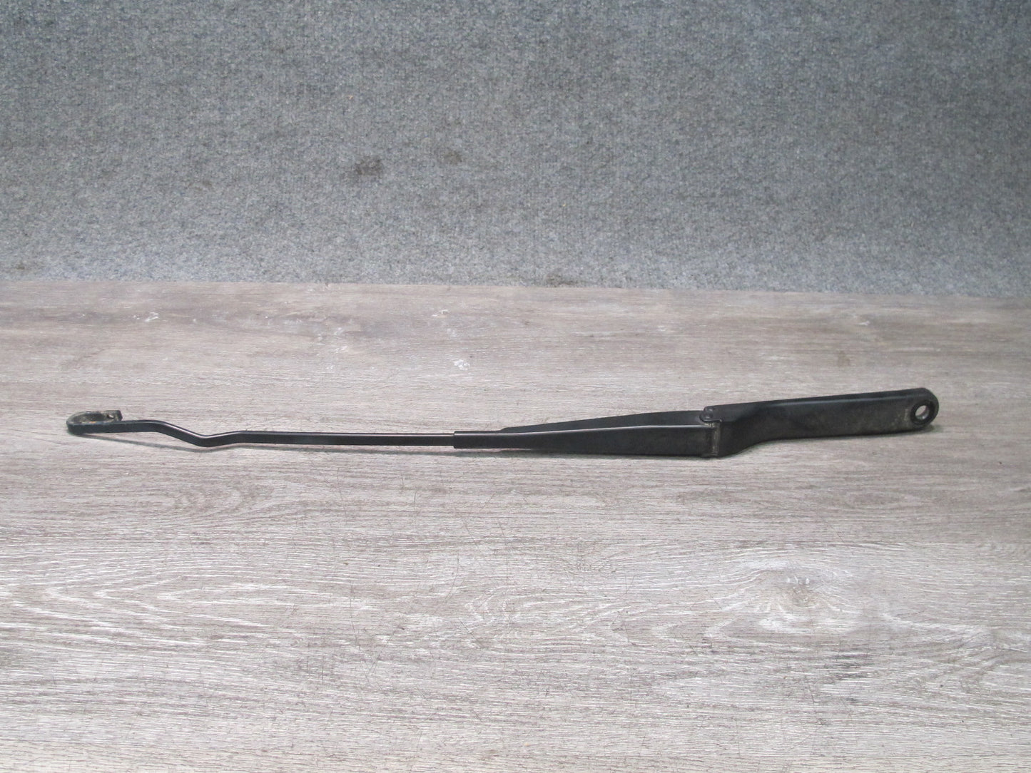 96-02 BMW E36/7 Z3 Set of 2 Front Left & Right Windshield Wiper Arm OEM