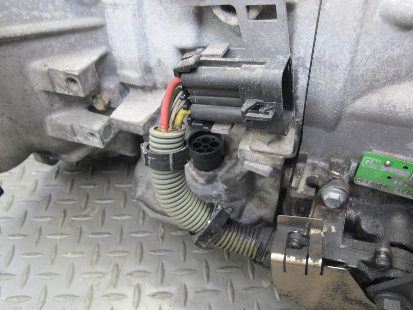 99-01 Isuzu Vehicross G27 4-SPEED Automatic Transmission 144K Miles 96018270 OEM