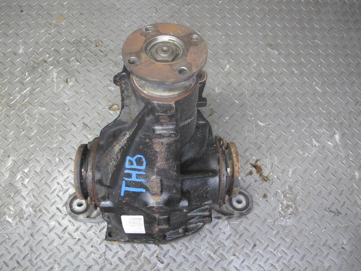 96-99 BMW E36 328i 328iC M52 A/T Rear Differential Carrier 3.91 Ratio 50k Miles