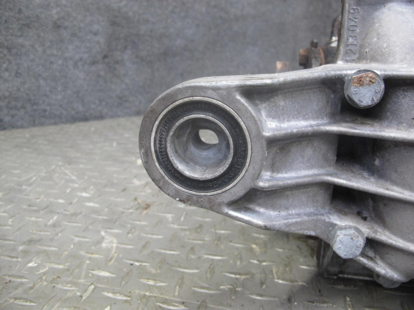 96-99 BMW E36 328i 328iC M52 A/T Rear Differential Carrier 3.91 Ratio 50k Miles