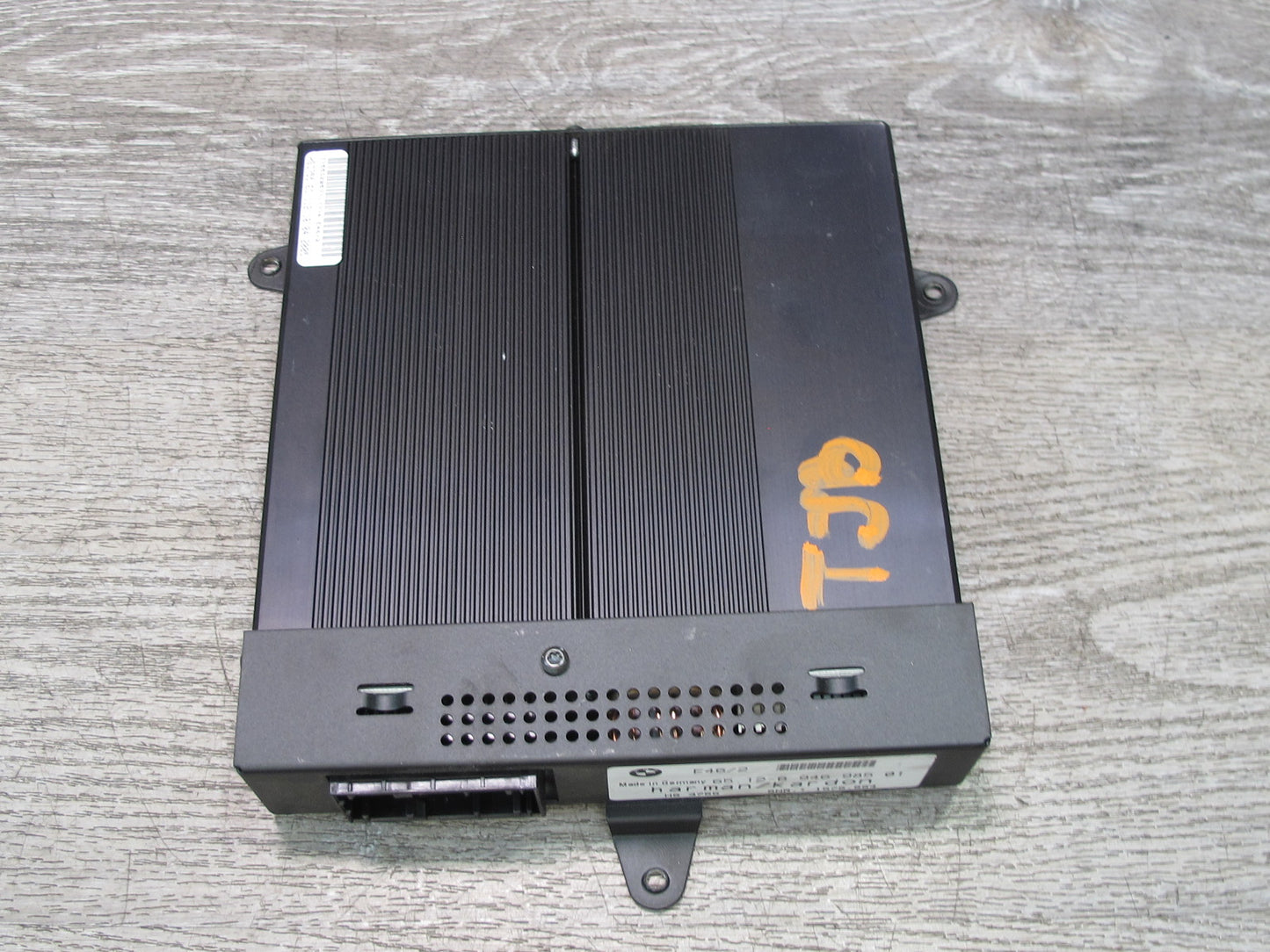 01-06 BMW E46 325Ci 330Ci Coupe Harman Kardon Audio Amplifier AMP 6946985 OEM