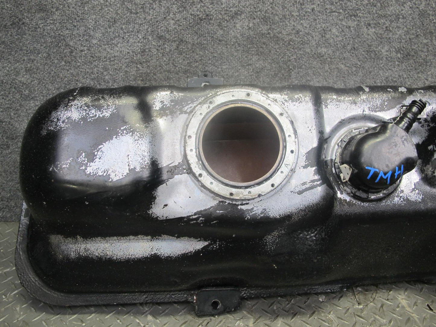 00-05 Toyota MR2 Spyder ZZW30L 1ZZFE Fuel Tank Unit OEM