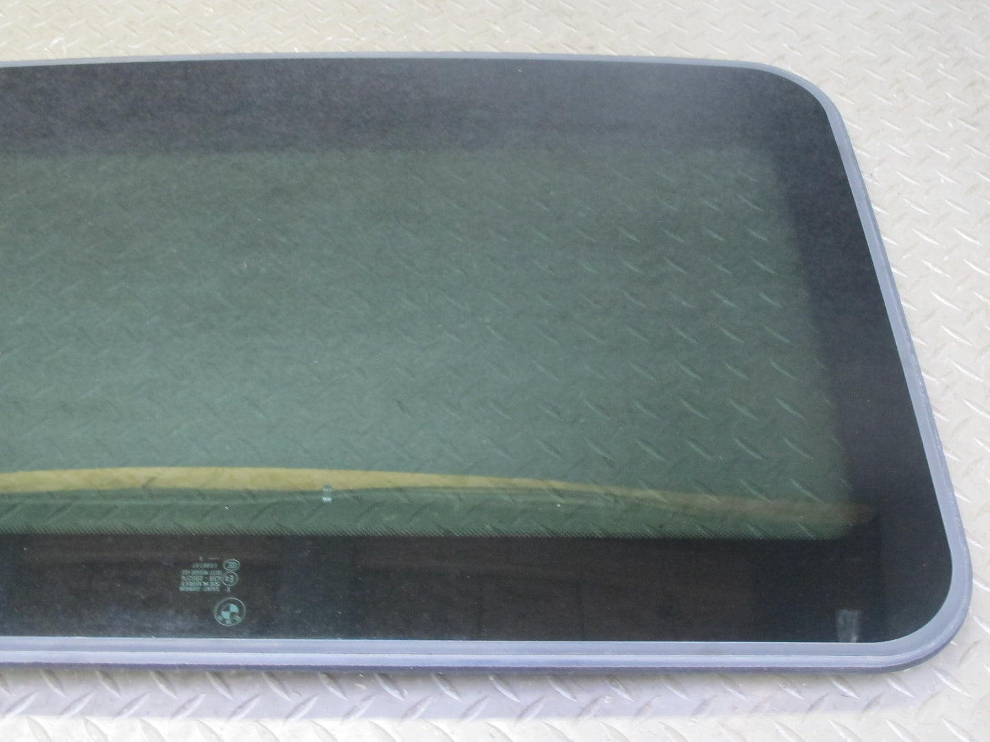 01-06 BMW E46 325Ci 330Ci Coupe Sunroof Glass Window Panel 8223191 OEM