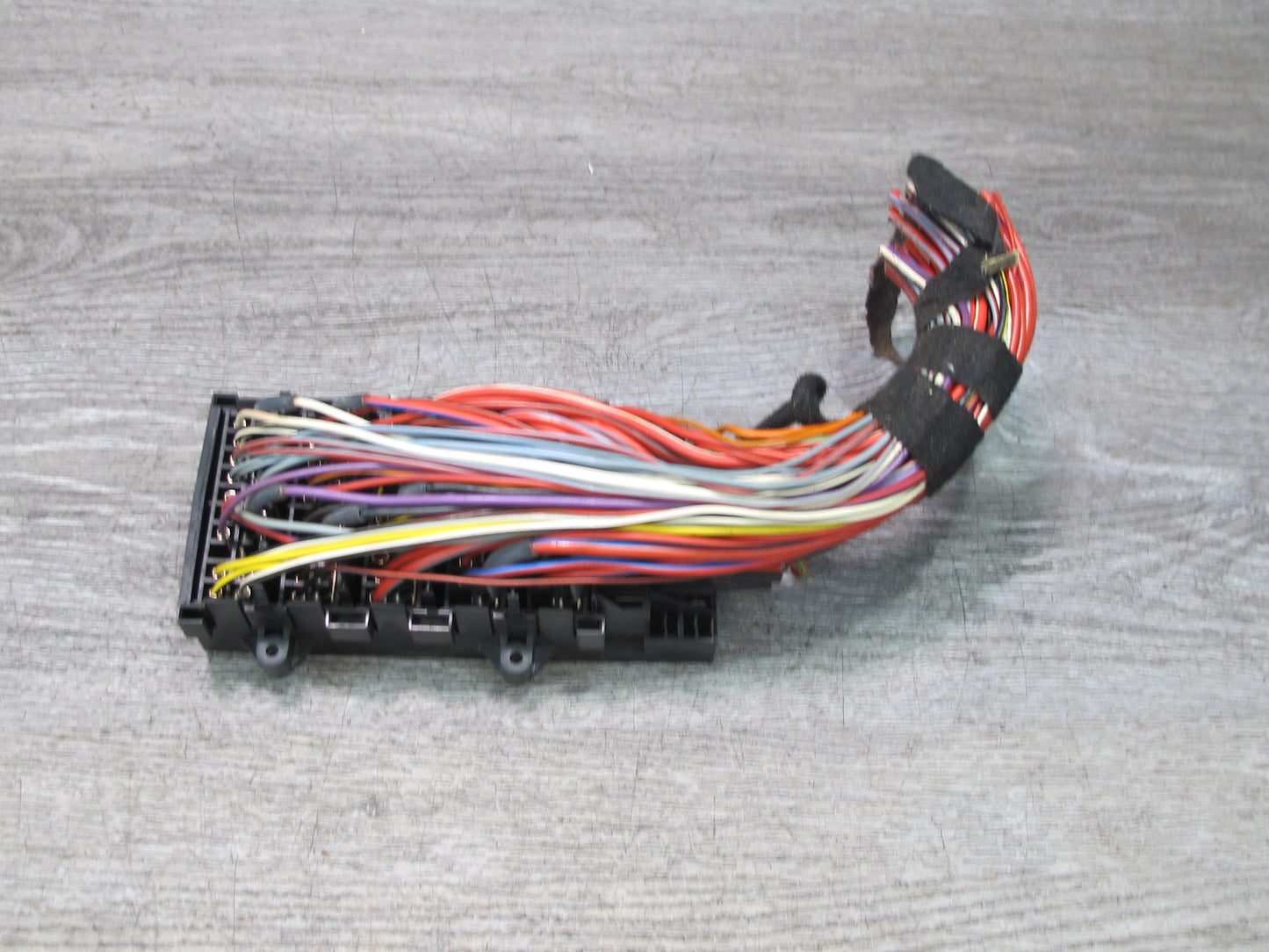 2000-2005 Porsche 911 Carrera 996 Fuse Relay Junction Box Module Unit