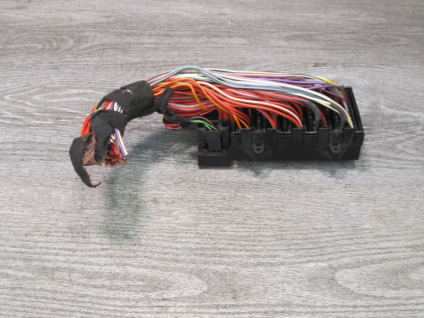 2000-2005 Porsche 911 Carrera 996 Fuse Relay Junction Box Module Unit