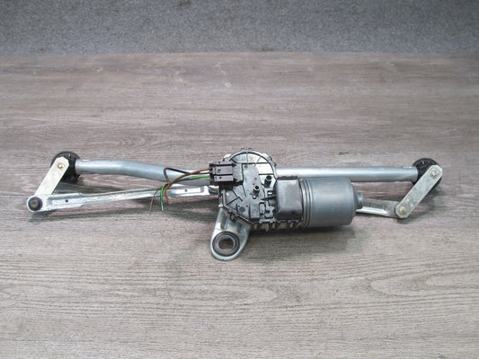 01-06 BMW E46 325Ci 330Ci Windshield Wiper Transmission Linkage w Motor OEM