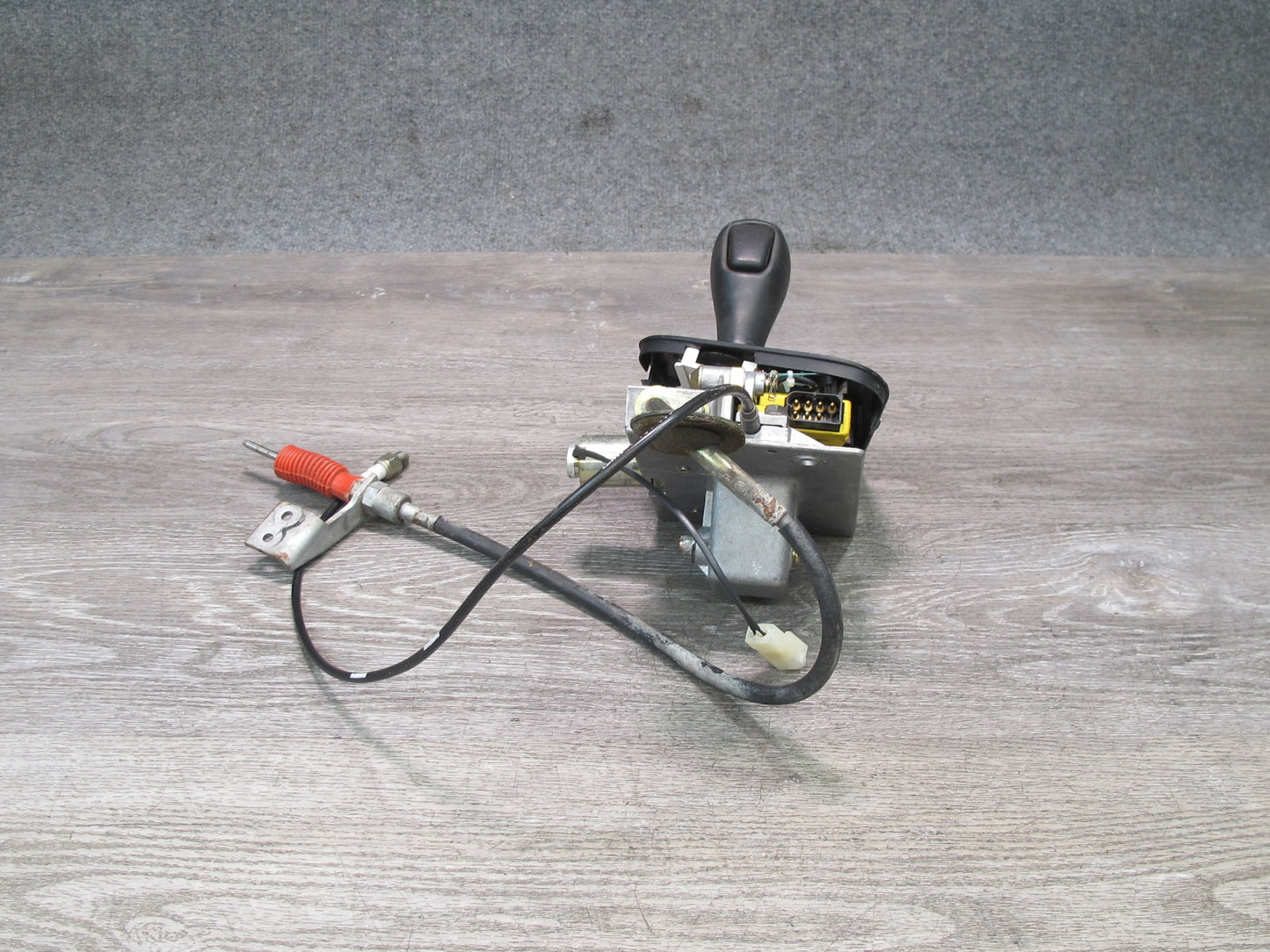 96-99 BMW E36 325iC 328iC A/T Automatic Transmission Shifter Assembly OEM