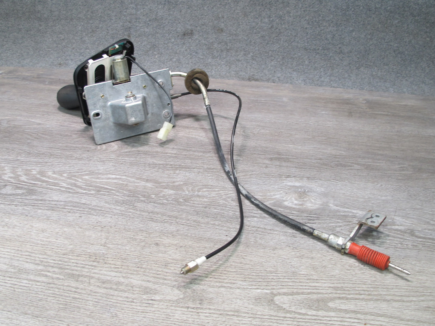 96-99 BMW E36 325iC 328iC A/T Automatic Transmission Shifter Assembly OEM