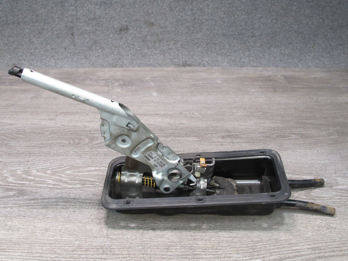 03-08 BMW E86 E85 Z4 Parking Handbrake Lever w Housing Assembly OEM