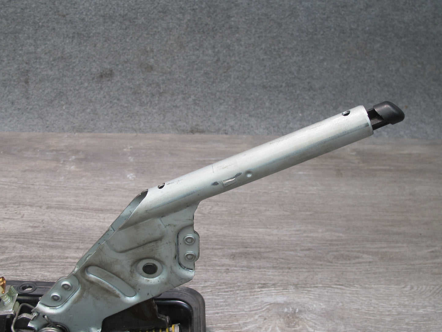 03-08 BMW E86 E85 Z4 Parking Handbrake Lever w Housing Assembly OEM