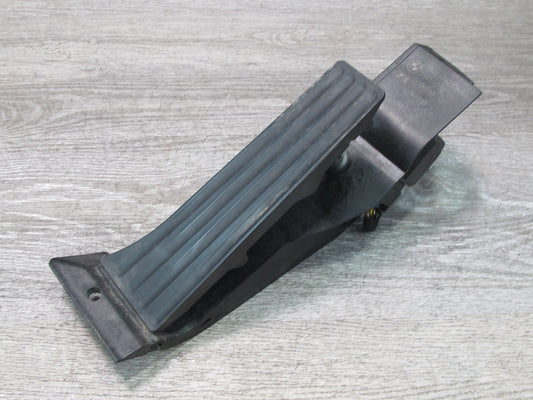 03-05 BMW E85 Z4 M54 A/T Gas Acceleration Pedal 6762326 OEM
