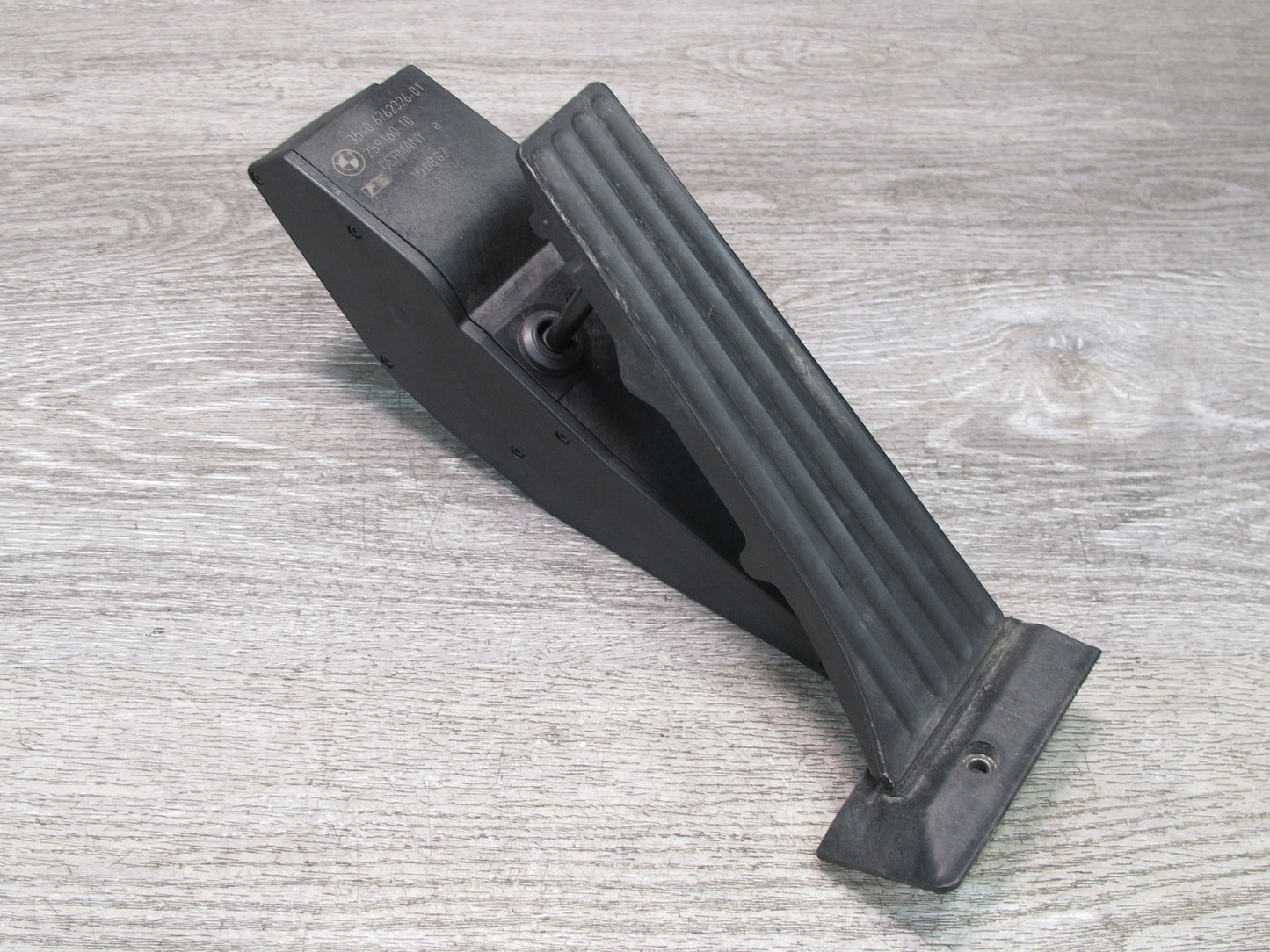 03-05 BMW E85 Z4 M54 A/T Gas Acceleration Pedal 6762326 OEM