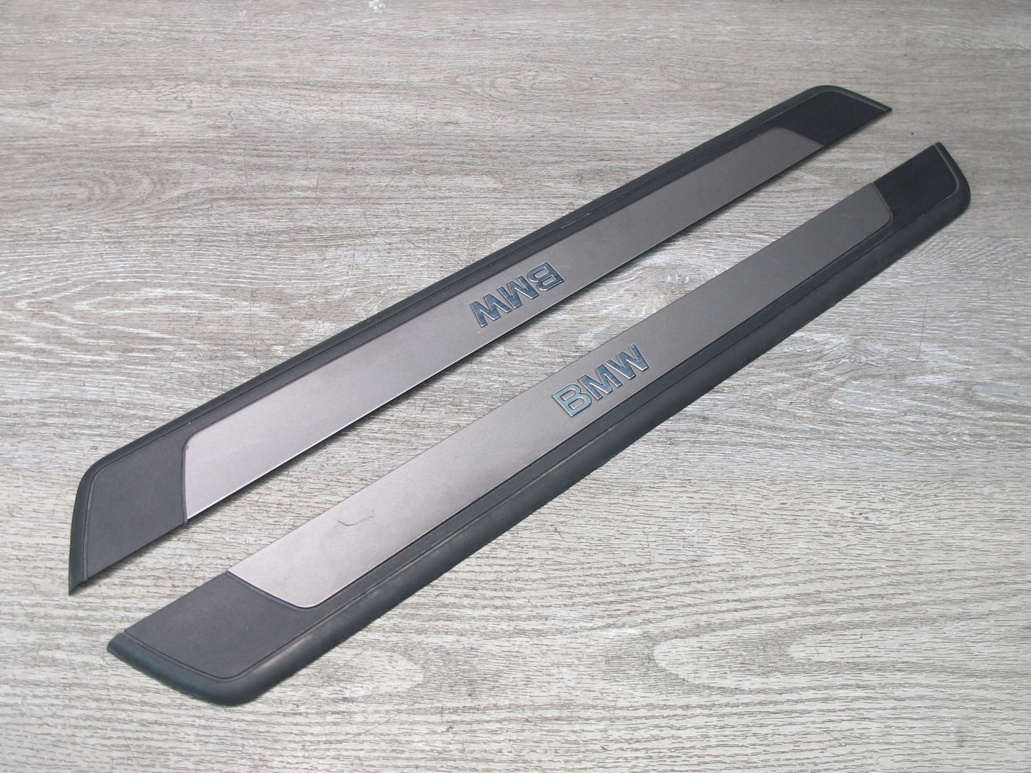 03-16 BMW E89 E86 E85 Z4 Set of 2 Left & Right Door Sill Scuff Plate Trim OEM