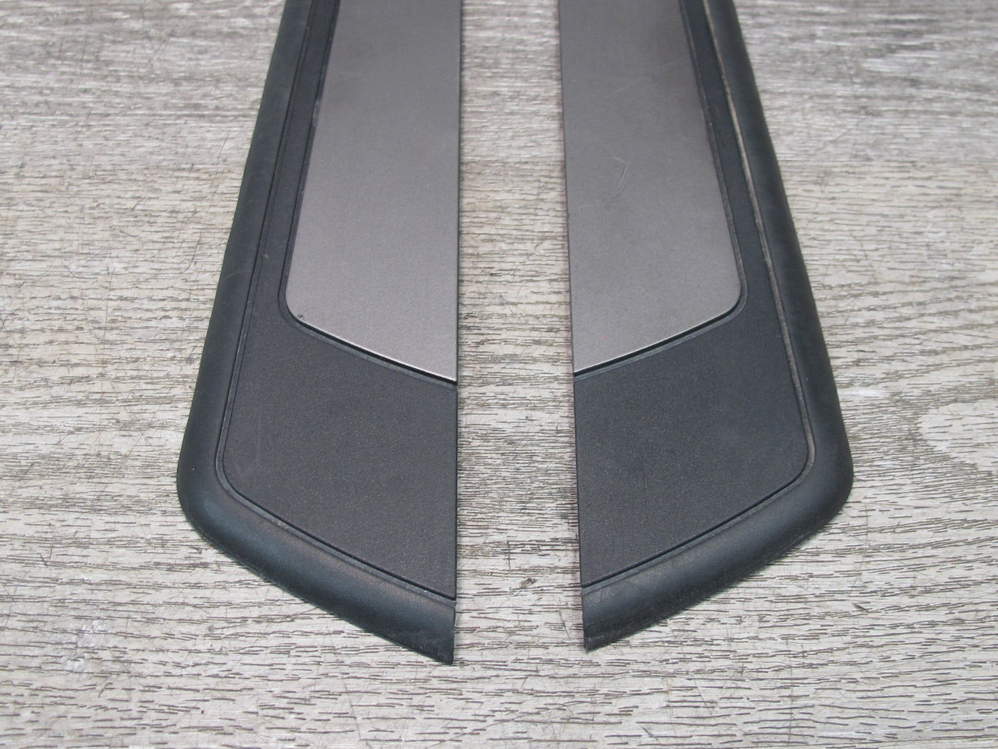 03-16 BMW E89 E86 E85 Z4 Set of 2 Left & Right Door Sill Scuff Plate Trim OEM