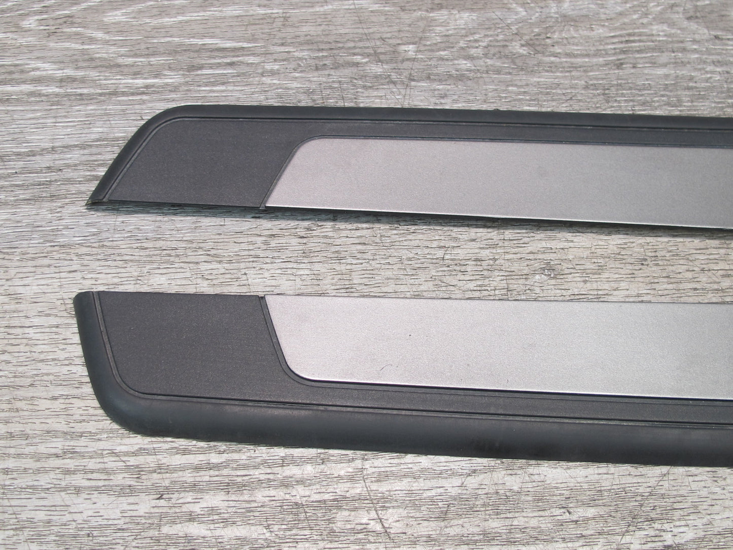 03-16 BMW E89 E86 E85 Z4 Set of 2 Left & Right Door Sill Scuff Plate Trim OEM