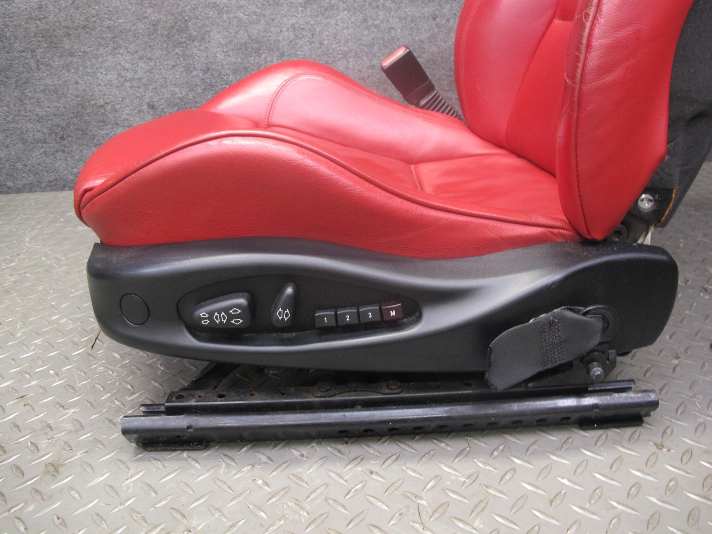 06-08 BMW E85 Z4 Set of 2 M Sport Front Left Right Heat Memory Leather Seat OEM