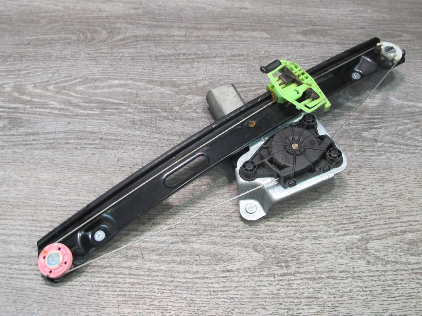 2008-2013 BMW E90 M3 328i 335i Rear Left Door Window Regulator w Motor