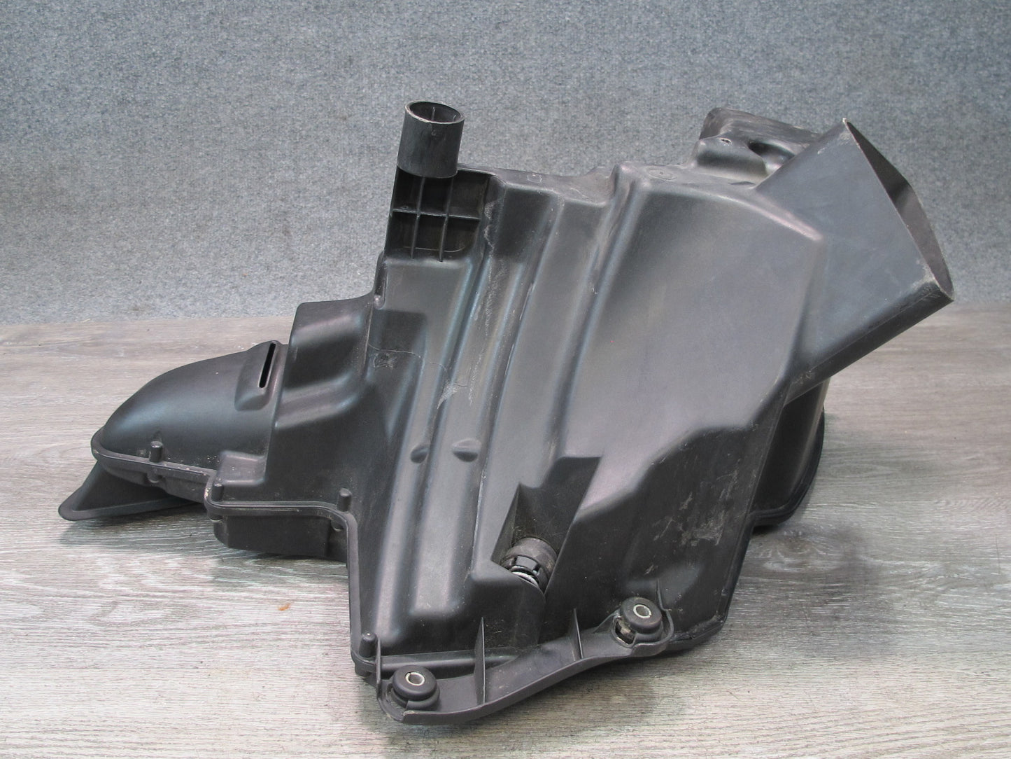2008-2012 BMW E90 E92 E93 M3 Air Intake Cleaner Muffler Filter Box 7838566