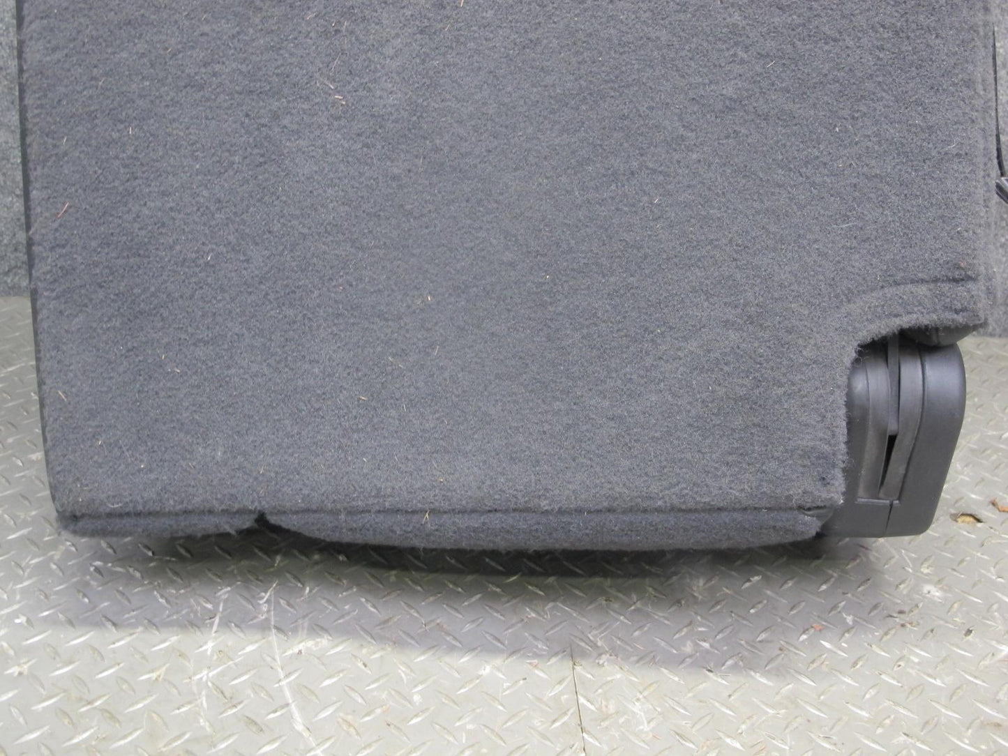 03-07 Hummer H2 Rear 3RD ROW Right Passenger Side Leather Seat Set of 2 Black