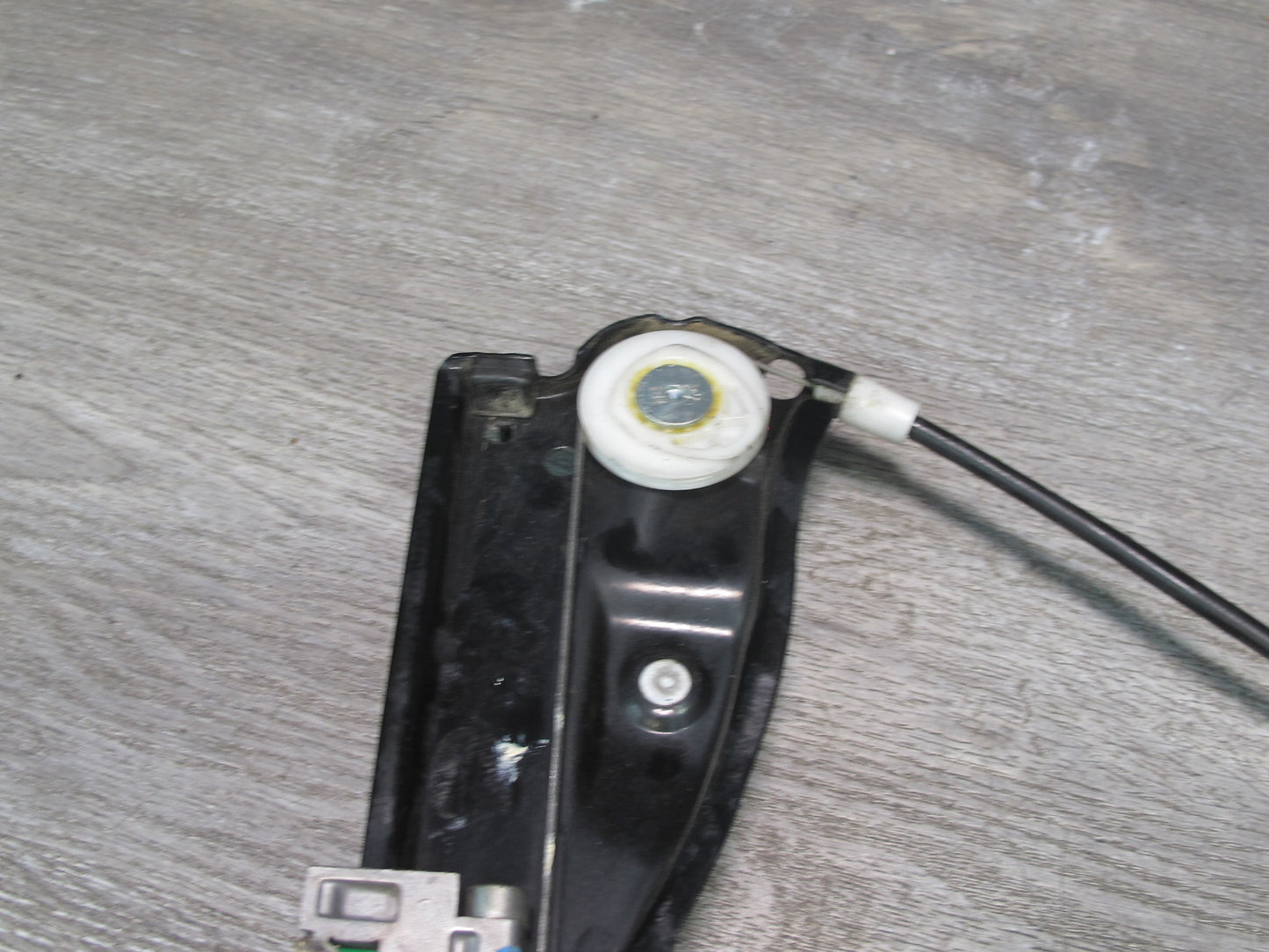 03-08 BMW E85 Z4 Right Passenger Door Window Regulator w Motor 7198910 OEM