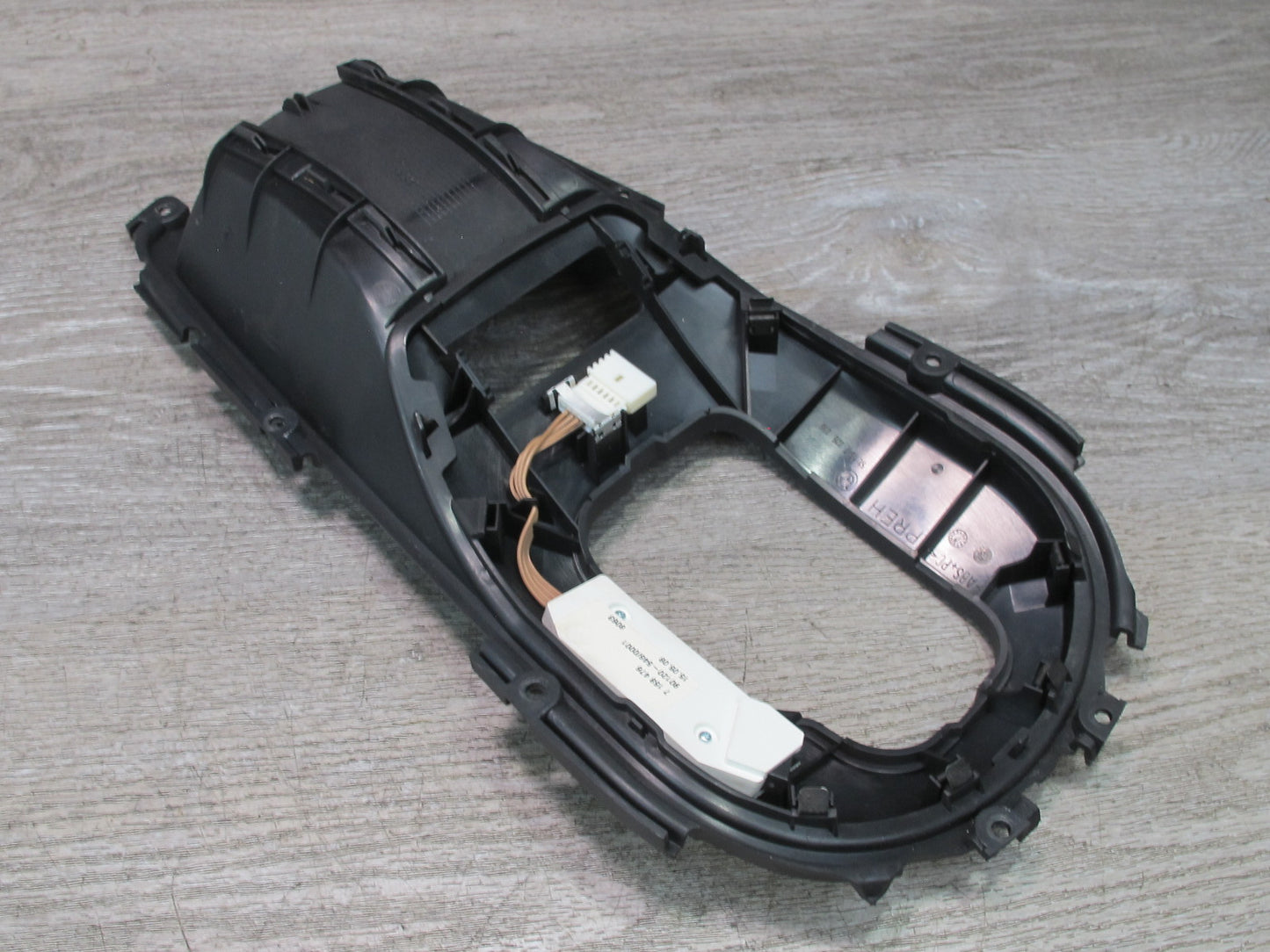 04-05 BMW E85 Z4 A/T Center Console Trim w Shifter Trim Black OEM