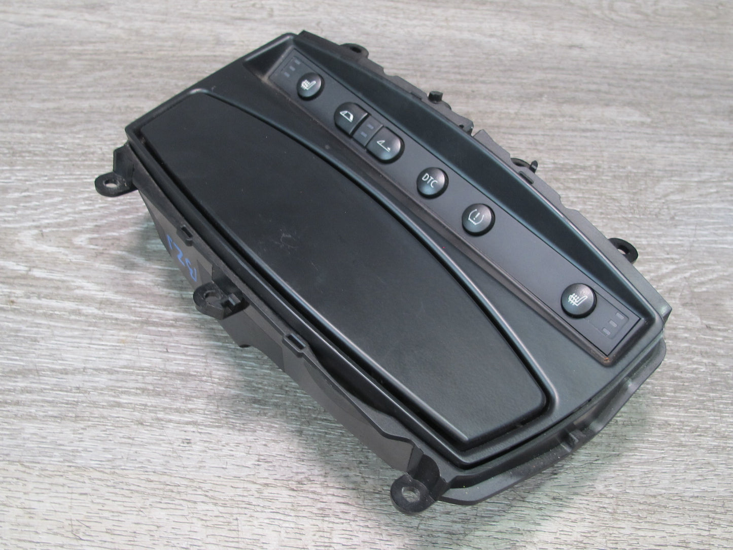 04-08 BMW E85 Z4 Center Console Ashtray w  TOP Heated Seats Switch Panel OEM