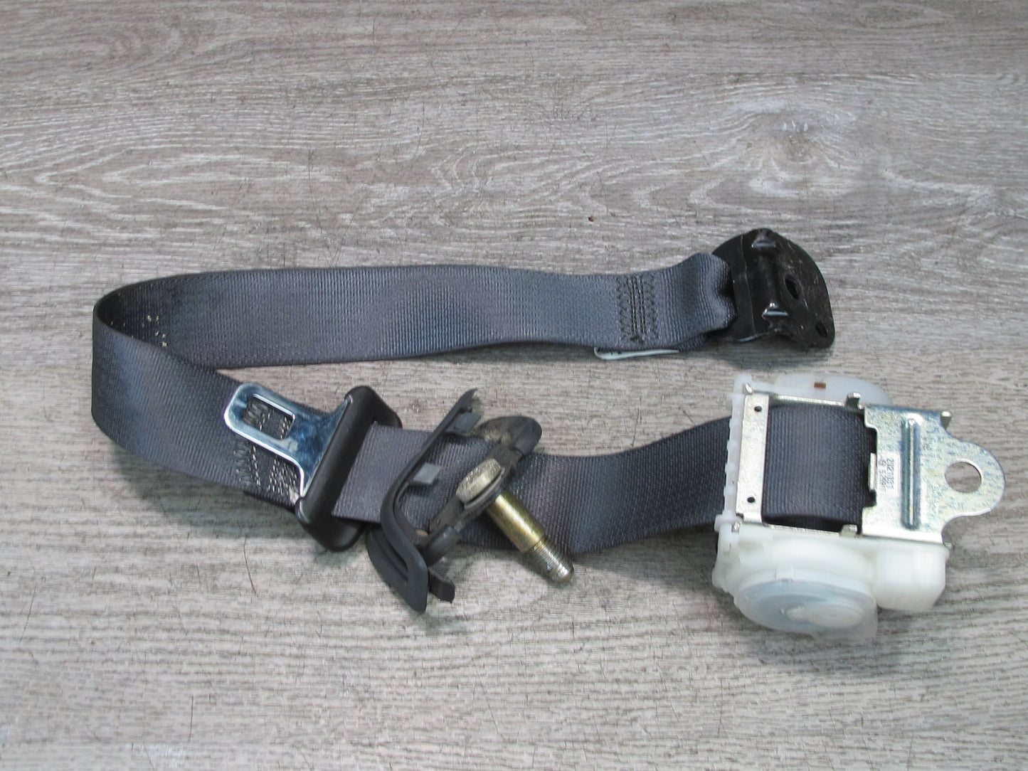 03-07 HUMMER H2 REAR RIGHT & LEFT SIDE SEATBELT RETRACTOR SET OEM