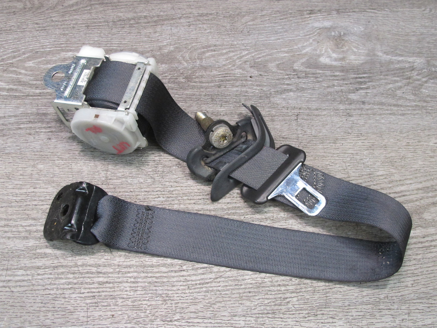 03-07 HUMMER H2 REAR RIGHT & LEFT SIDE SEATBELT RETRACTOR SET OEM