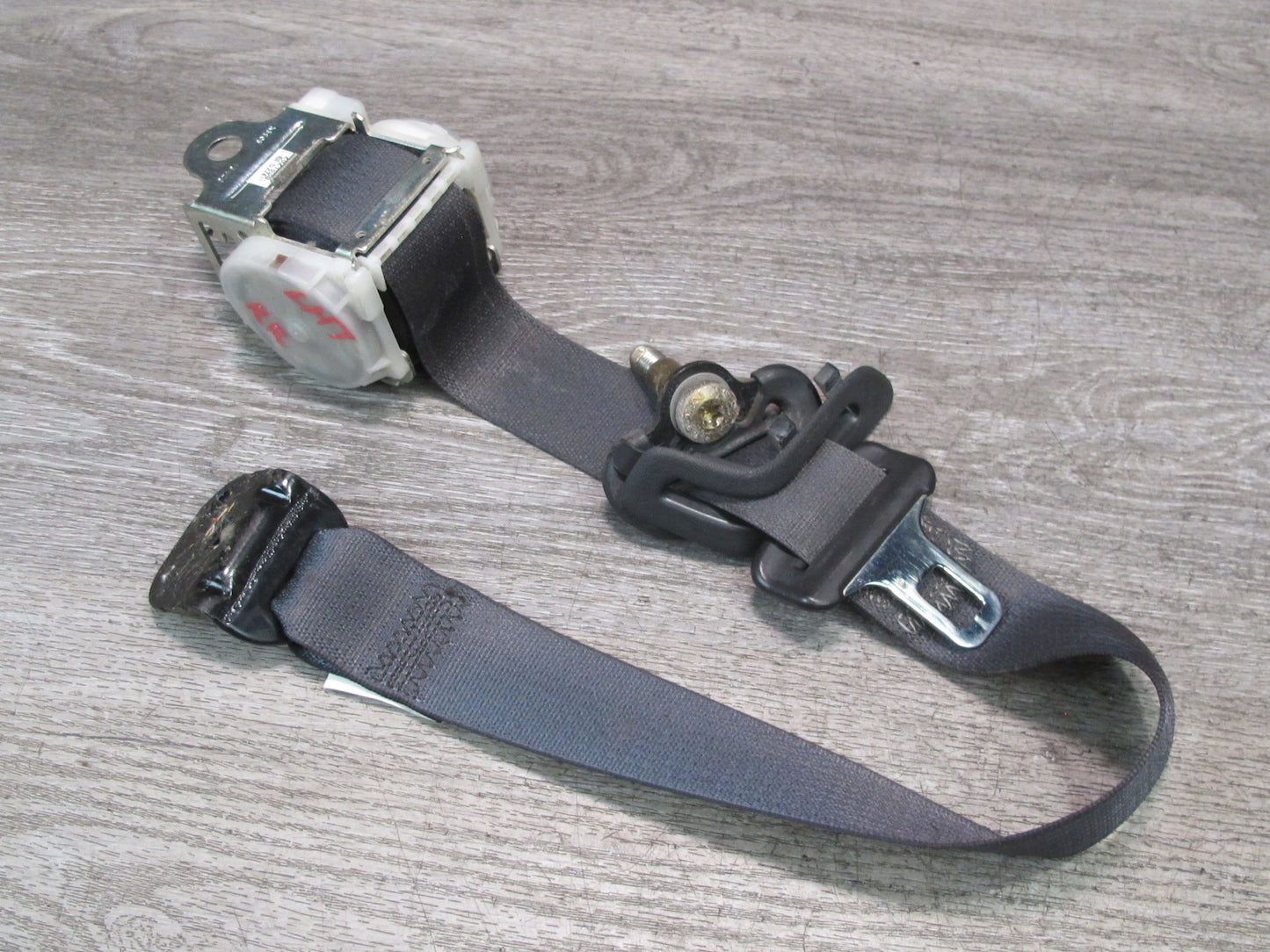 03-07 HUMMER H2 REAR RIGHT & LEFT SIDE SEATBELT RETRACTOR SET OEM