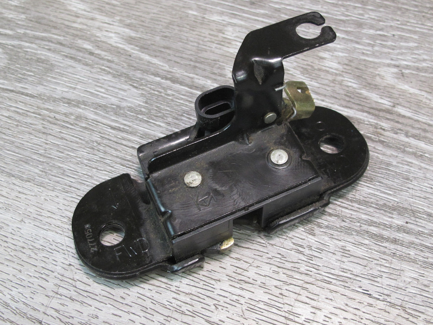2003-2009 Hummer H2 Rear Trunk Lid Tailgate Liftgate Trunk Lock Latch Set
