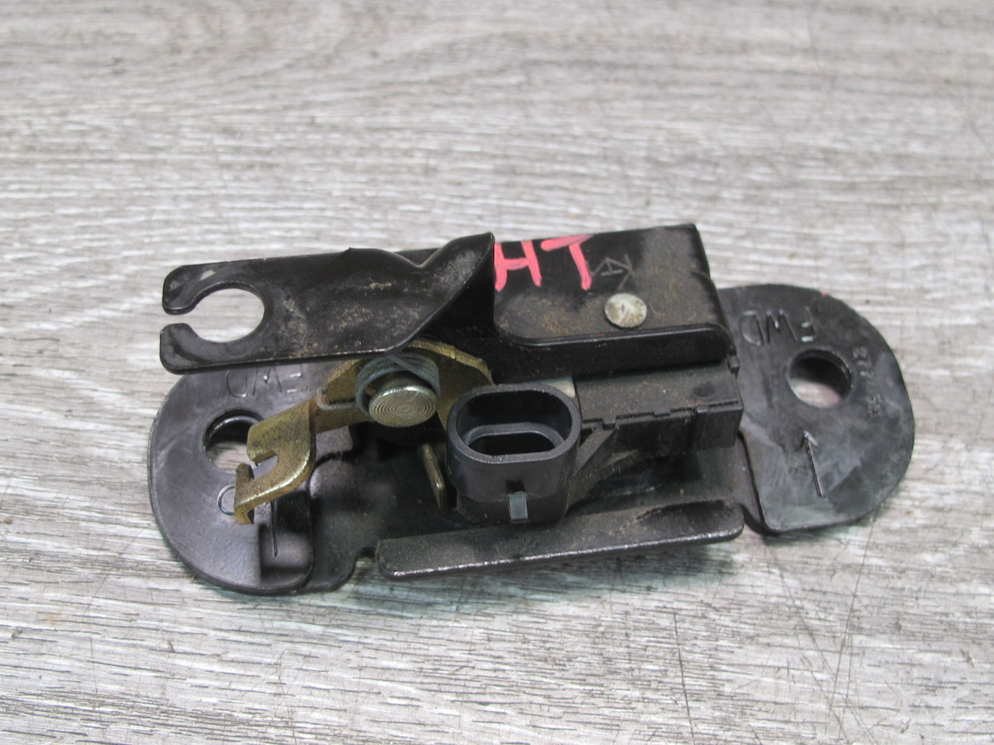 2003-2009 Hummer H2 Rear Trunk Lid Tailgate Liftgate Trunk Lock Latch Set