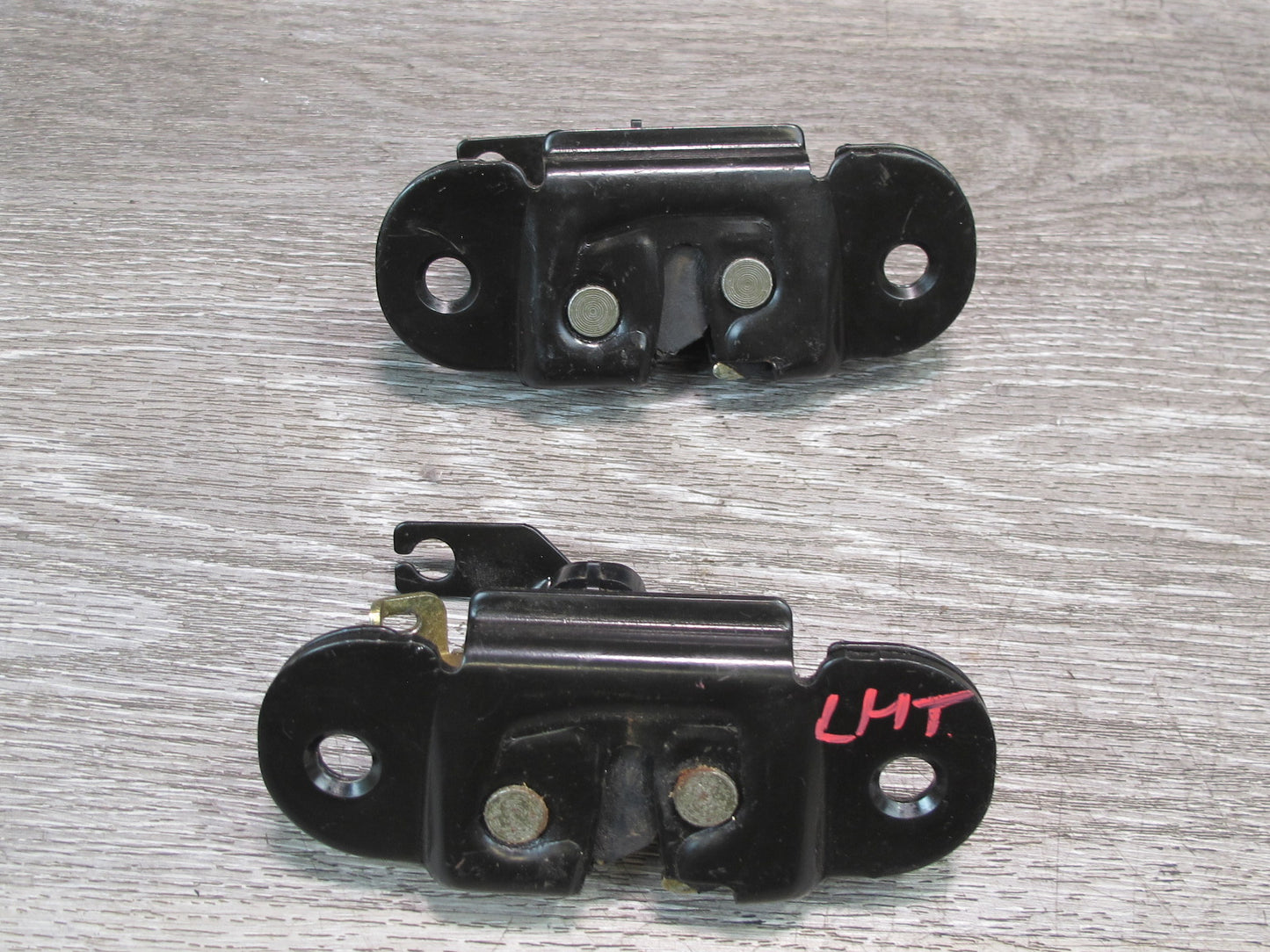 2003-2009 Hummer H2 Rear Trunk Lid Tailgate Liftgate Trunk Lock Latch Set