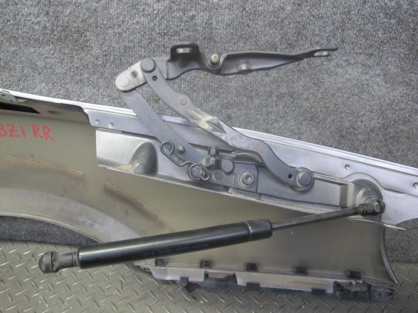 03-08 BMW E85 Z4 Rear Right Quarter Fender Shell Cover Panel w Trunk Hinge OEM