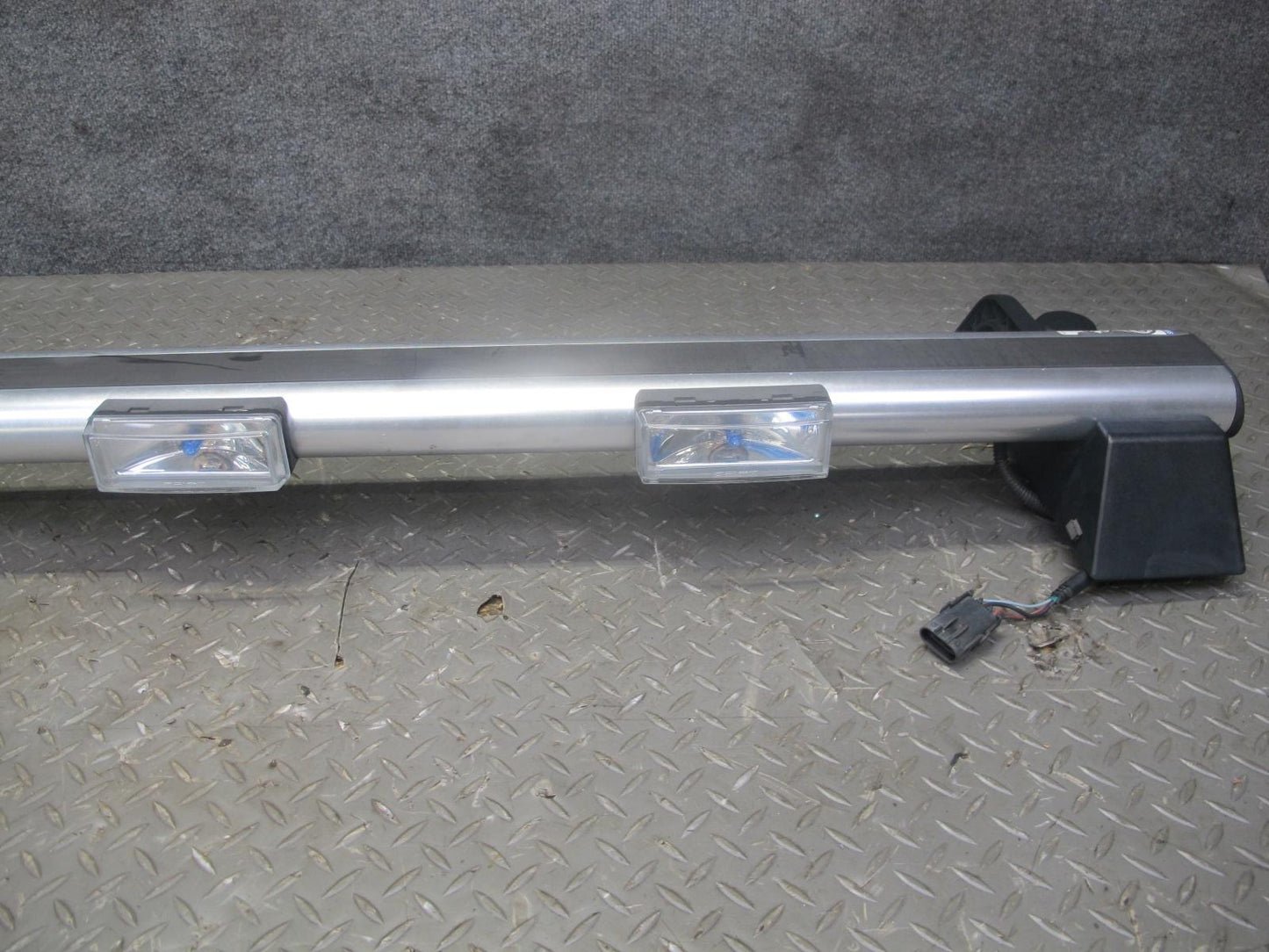 2003-2009 Hummer H2 Upper Roof Luggage Rack Rail Cross Cargo Bar Set of 3