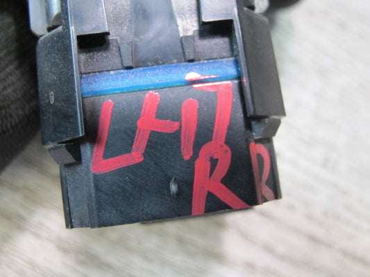 2003-2007 Hummer H2 Rear Right Door Window Switch 15093146