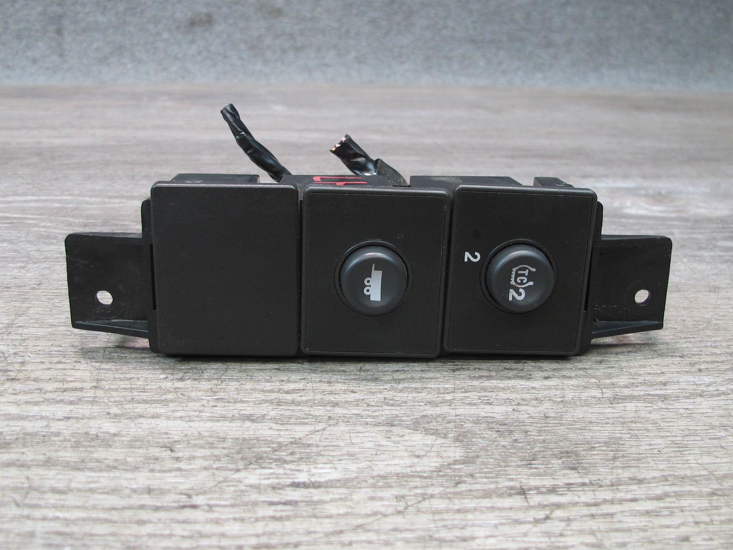 2003 -2007 Hummer H2 Dash Traction Control & TOW Haul Switch