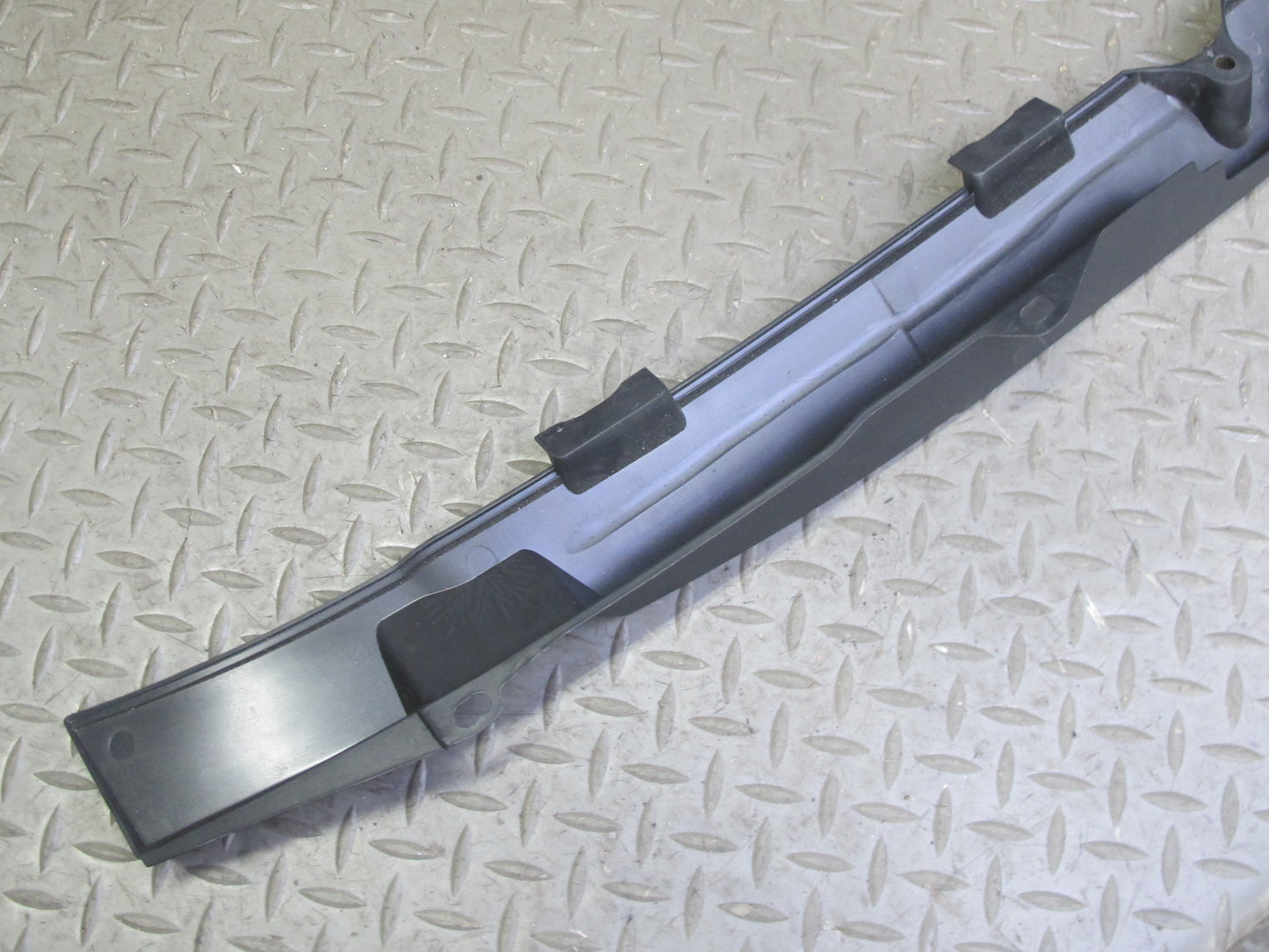 03-08 BMW E85 Z4 Folding TOP Ccompartment Lid Cover Panel w Deflector Trim OEM