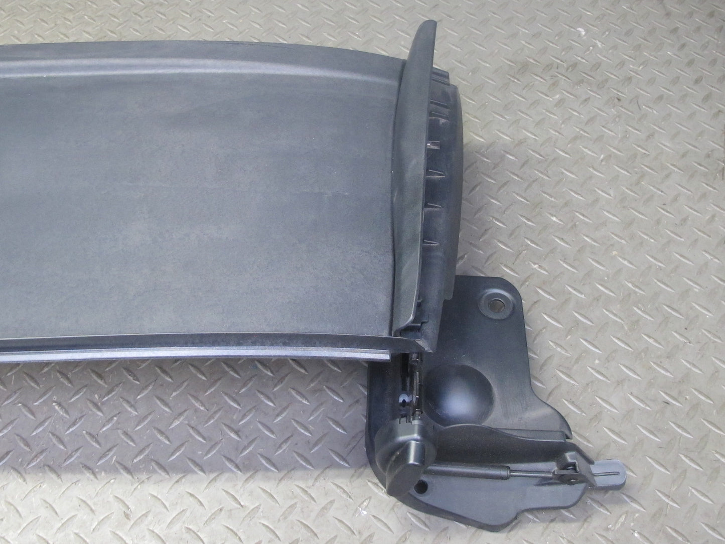 03-08 BMW E85 Z4 Folding TOP Ccompartment Lid Cover Panel w Deflector Trim OEM