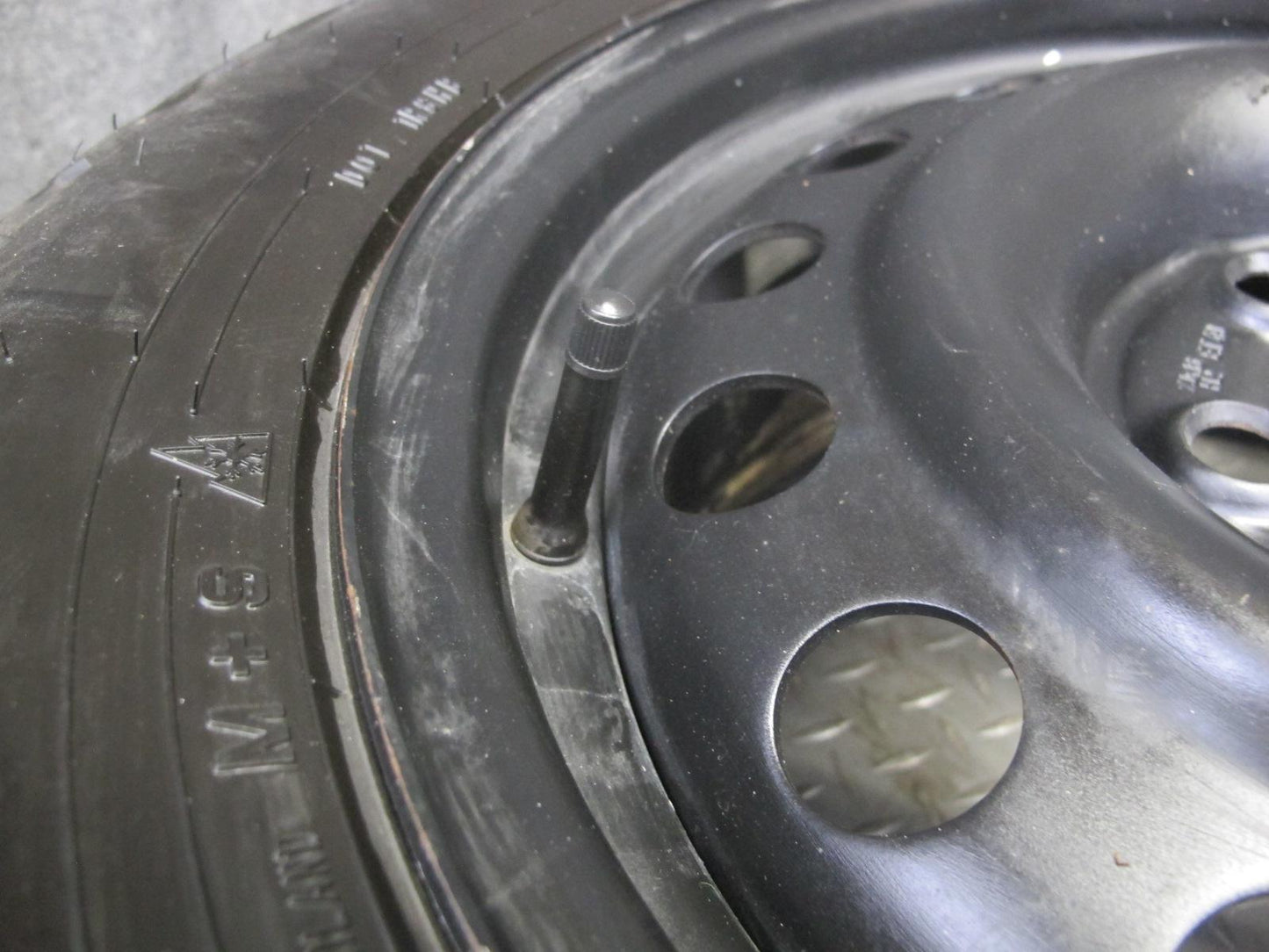 97-03 VW Eurovan T4 R16 16" Steel Wheel Rim 16x7J ET49 5x112 w 215/65 102H Tire