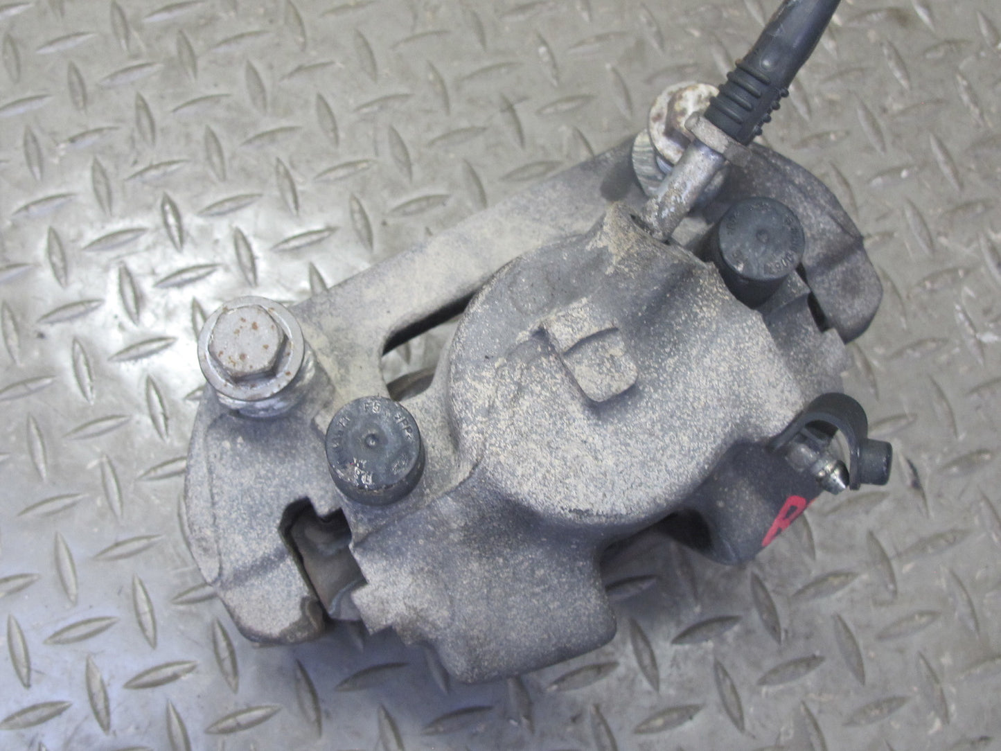 03-08 BMW E85 Z4 RWD Set of 2 Front Left & Right Brake Caliper 96K Miles OEM