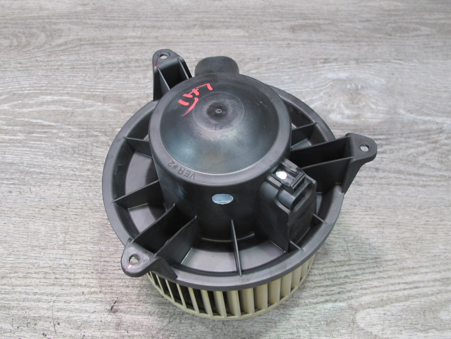 2003-2007 Hummer H2 A/C Heater Blower Motor Fan