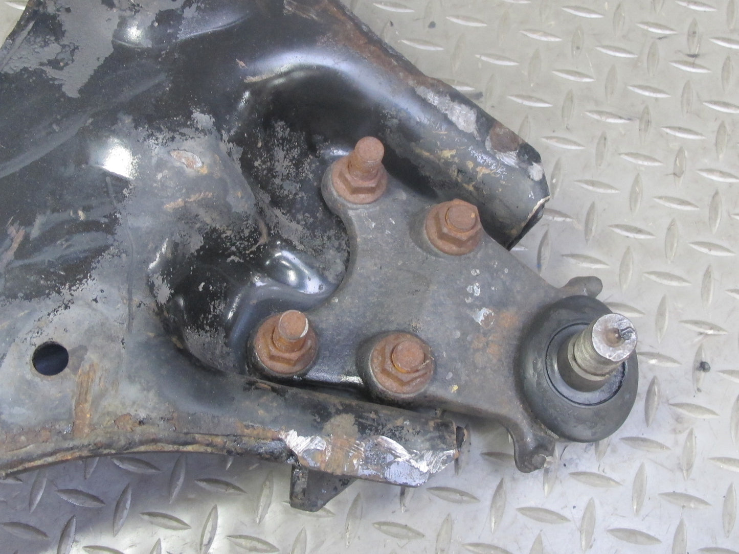 99-01 Isuzu Vehicross Front Right Suspension Lower Control Arm OEM