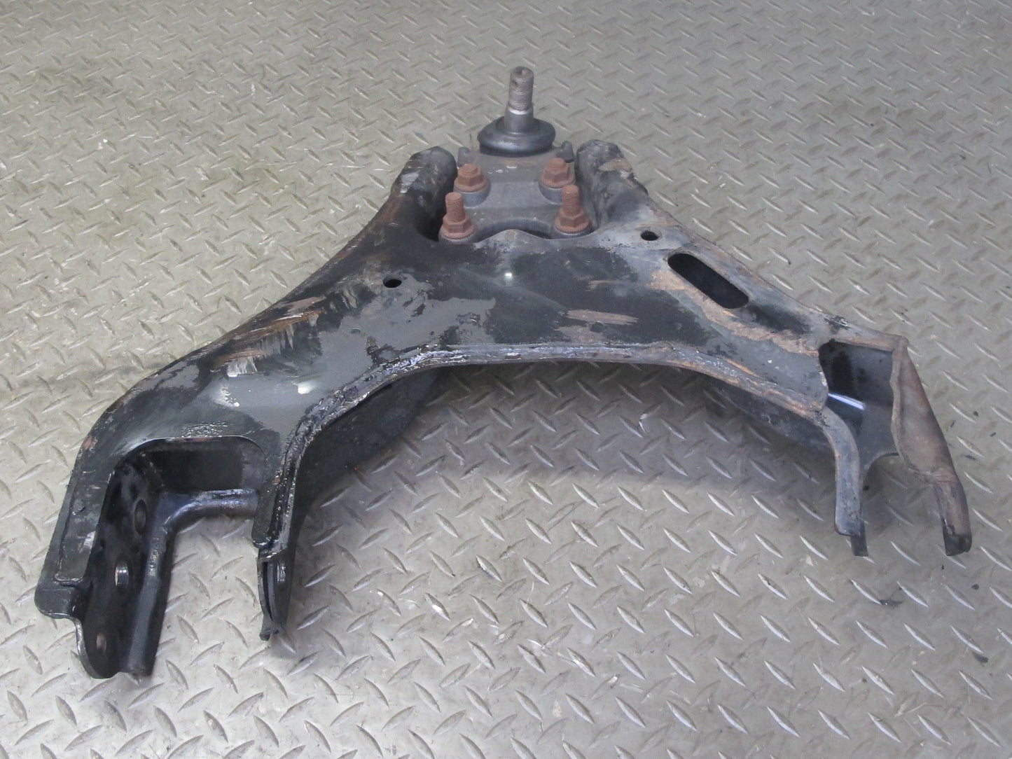 99-01 Isuzu Vehicross Front Right Suspension Lower Control Arm OEM