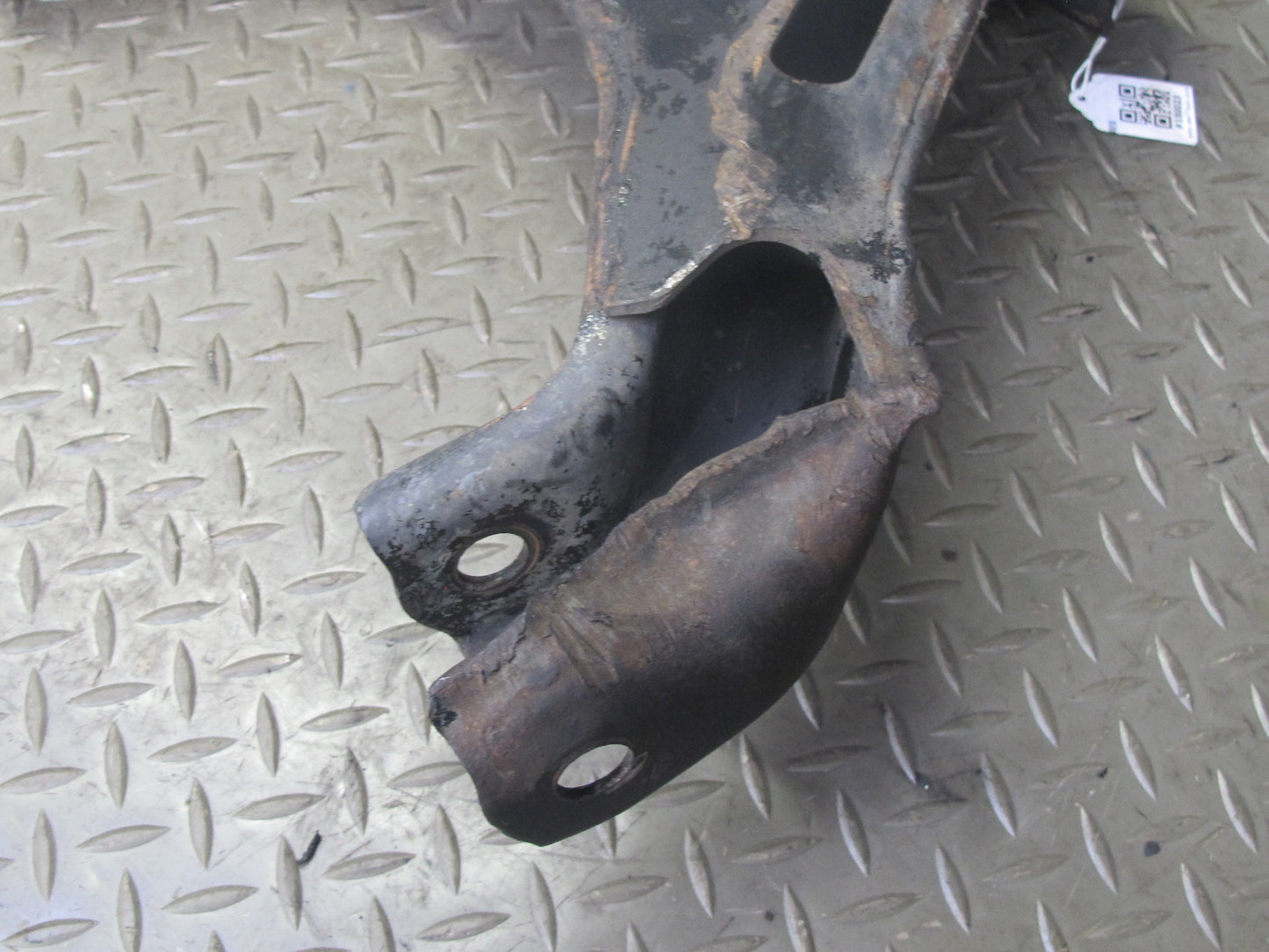 99-01 Isuzu Vehicross Front Right Suspension Lower Control Arm OEM