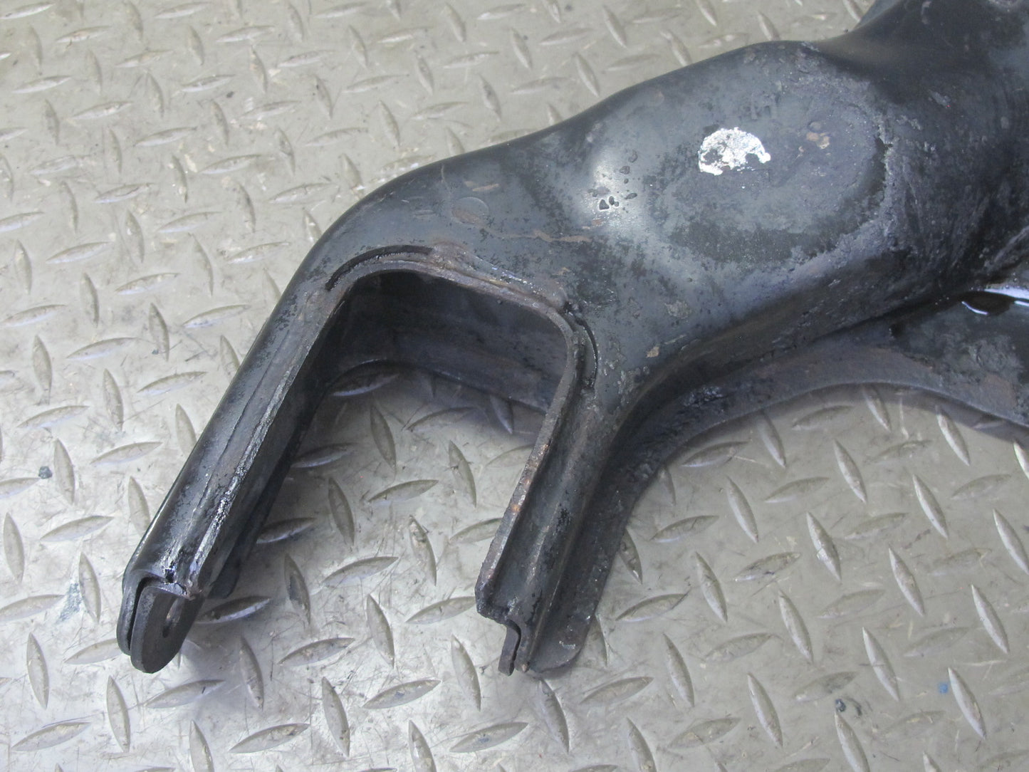 99-01 Isuzu Vehicross Front Left Suspension Lower Control Arm OEM