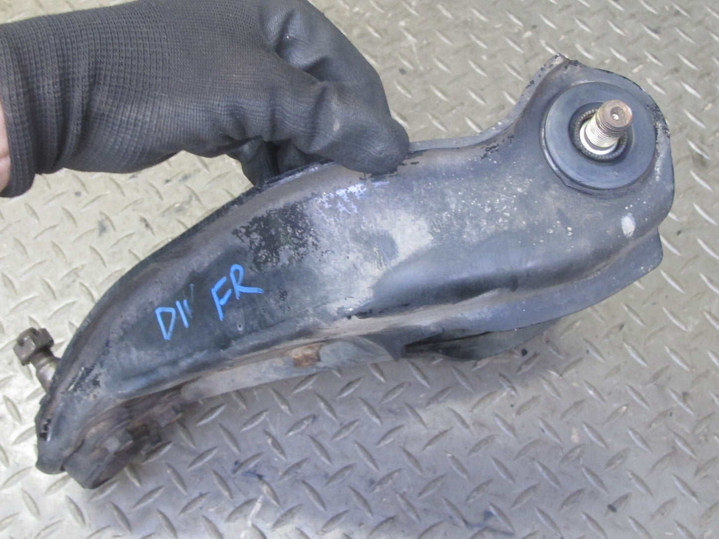 99-01 Isuzu Vehicross Front Right Suspension Upper Control Arm OEM